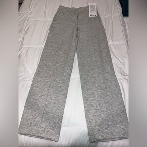 Lululemon Softstreme Pintuck Mid-Rise Pant Regular Length HCUG